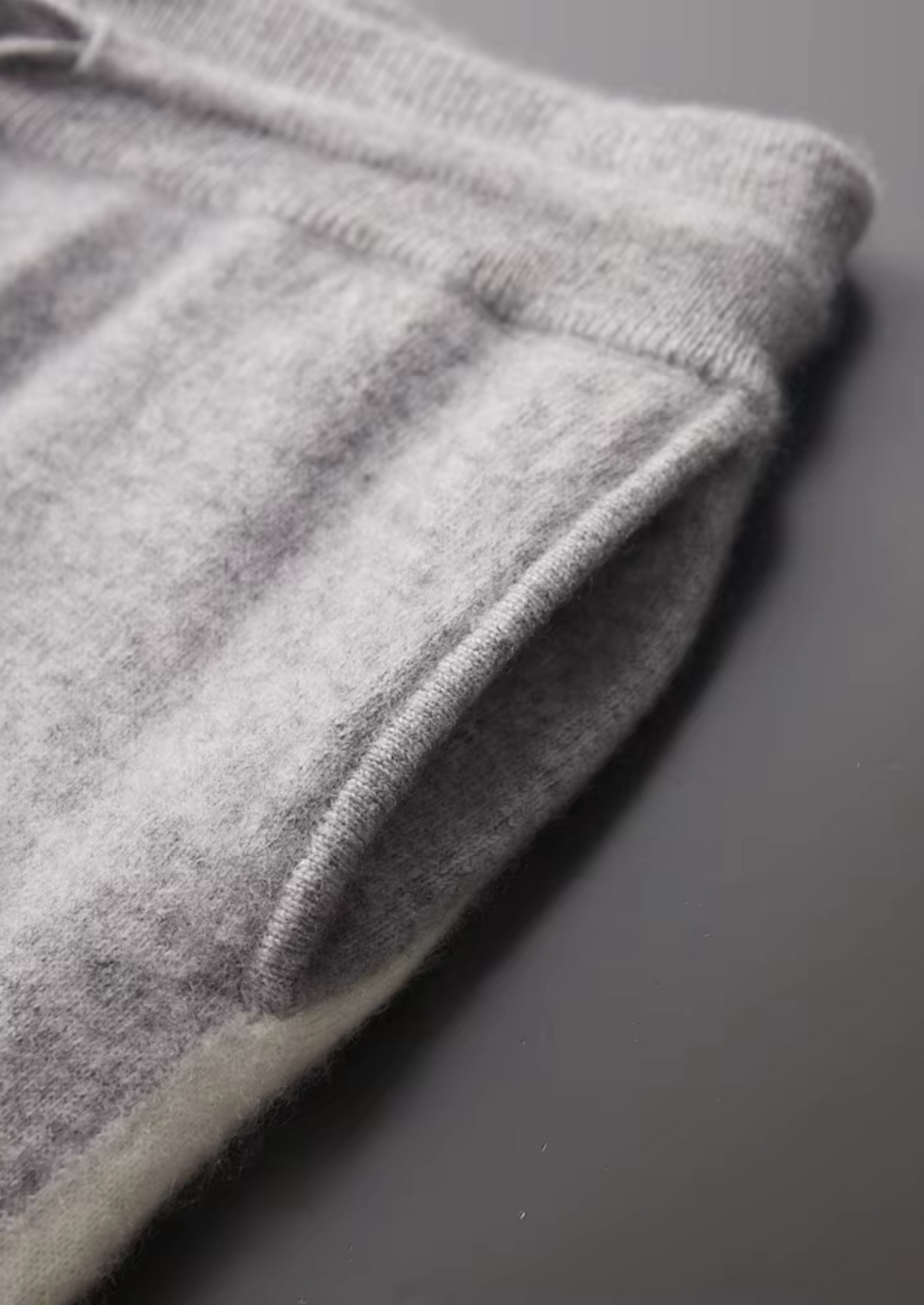 Premium Cashmere Light Gray Vienna Leisure Set