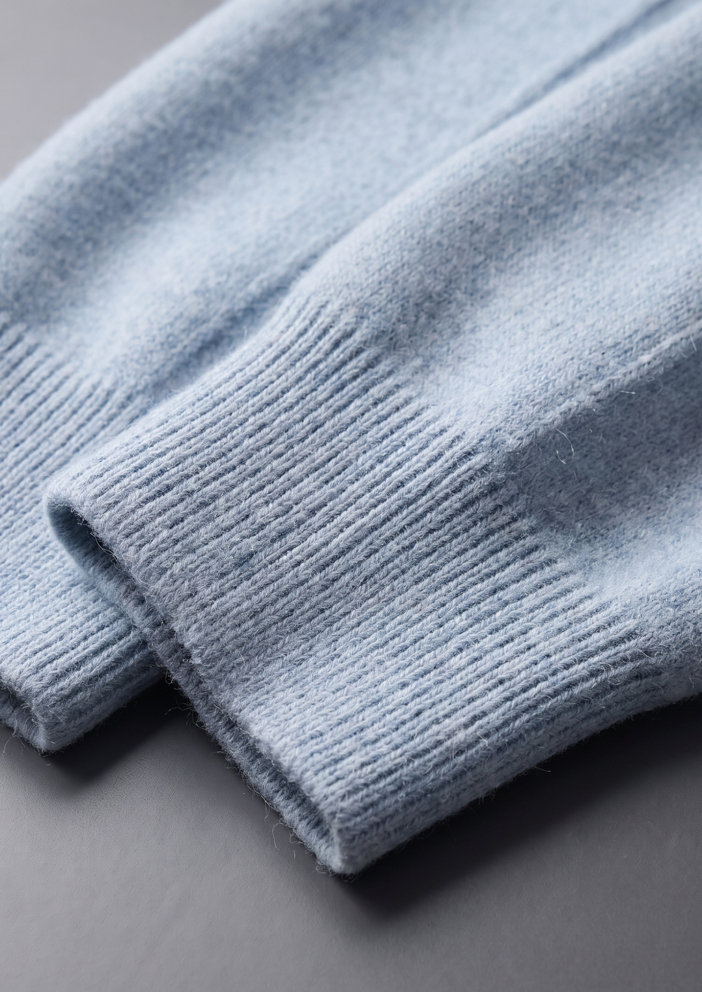 Pure Extra-Fine Merino Wool Light Blue Luzzo Set